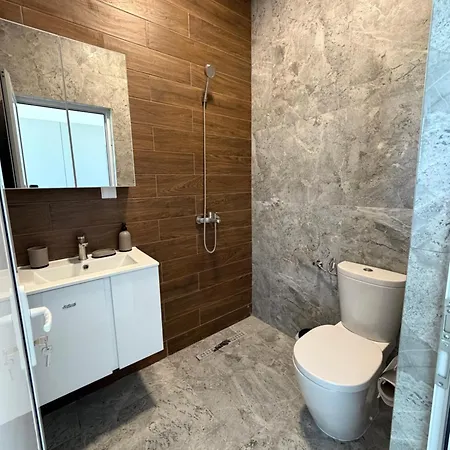 дебелт Hostel *